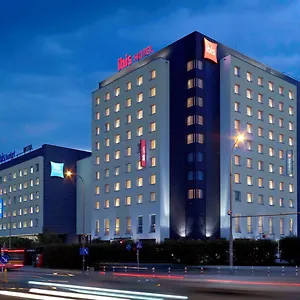 Ibis West Station Varsó
